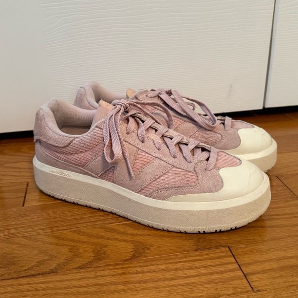 New Balance CT302 in Pink/White Corduroy - Picture 2 of 7